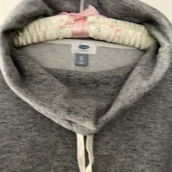 Old navy tunic sweatshirt for women, gray, XL. Roll neck with string. - Picture 2 of 7